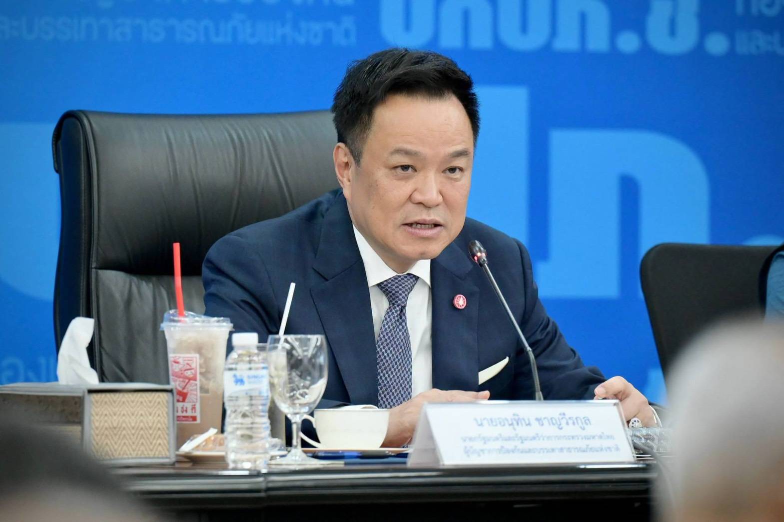 กปน. ขานรับข้อสั่งการนายกฯ ลงพื้นที่ตรวจสอบ ฟื้นฟูและซ่อมแซมระบบประปาในพื้นที่ที่สถานการณ์คลี่คลายแล้ว